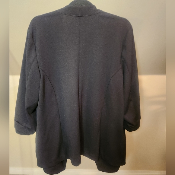 maurices- crepe blazer - Picture 4 of 5